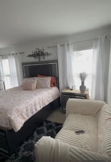 Image No.9-4 Bed House for sale