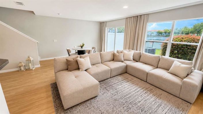 Image No.3-2 Bed Townhouse for sale