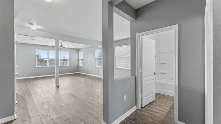 Image No.5-5 Bed House for sale