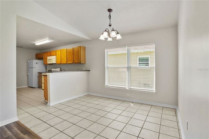 Image No.12-3 Bed House for sale
