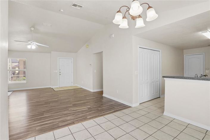 Image No.13-3 Bed House for sale