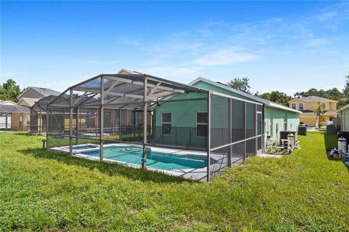 Image No.31-3 Bed House for sale