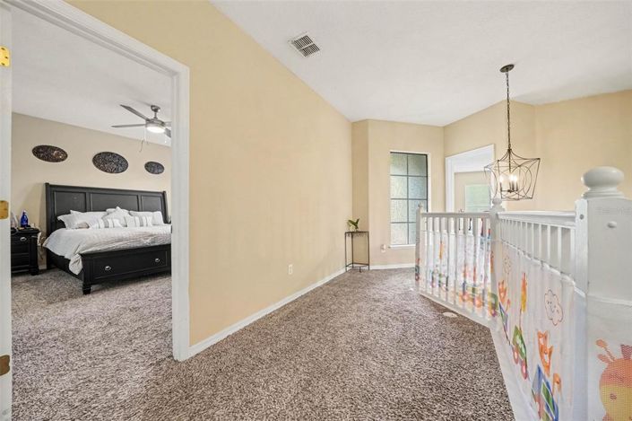 Image No.18-6 Bed House for sale