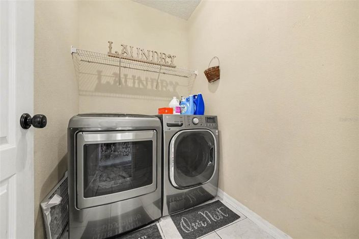 Image No.27-6 Bed House for sale