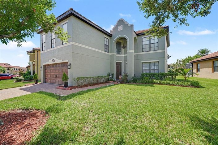 Image No.4-6 Bed House for sale