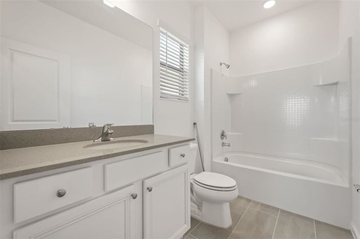Image No.18-9 Bed House for sale