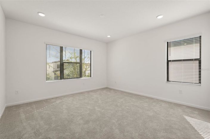 Image No.27-9 Bed House for sale