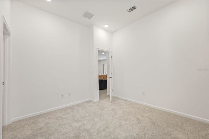 Image No.36-9 Bed House for sale