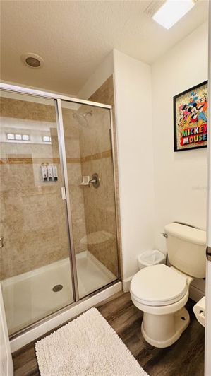 Image No.27-4 Bed Townhouse for sale