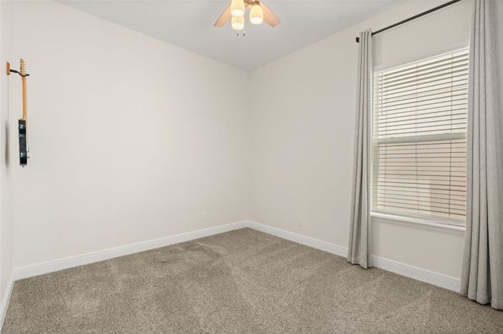 Image No.14-3 Bed House for sale