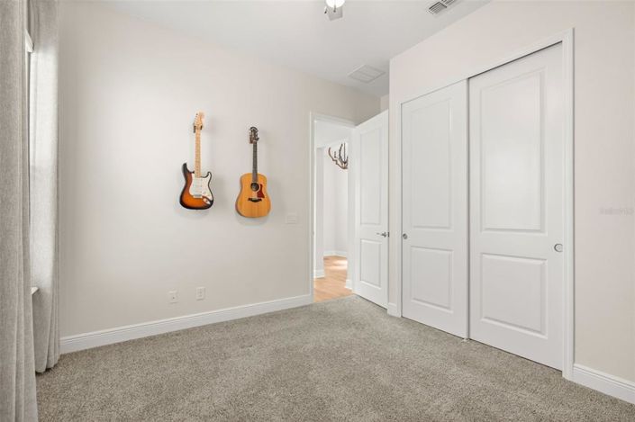 Image No.15-3 Bed House for sale