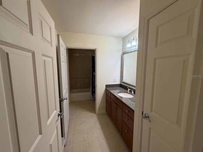 Image No.28-3 Bed Apartment for sale