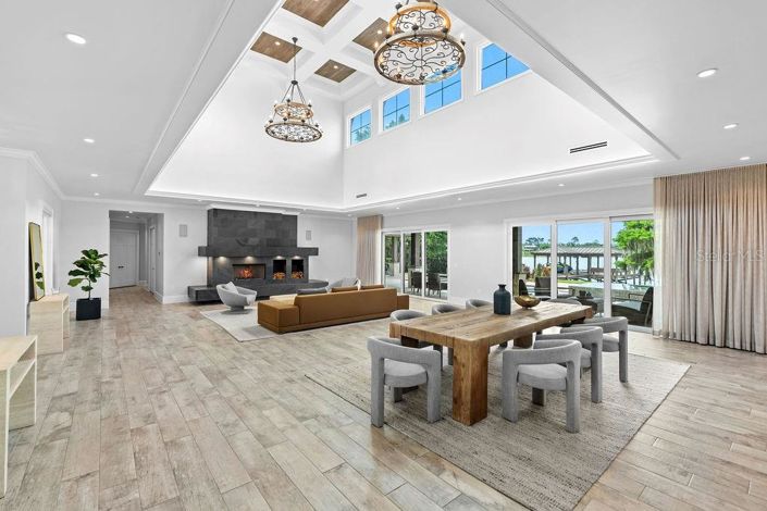 Image No.8-4 Bed House for sale