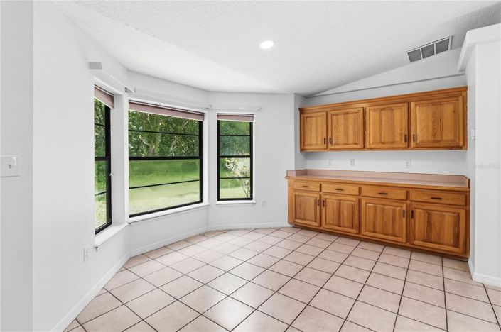 Image No.18-4 Bed House for sale