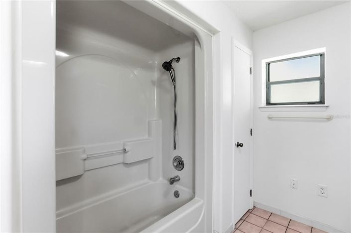 Image No.28-4 Bed House for sale