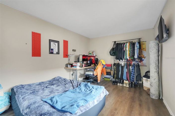 Image No.16-2 Bed Apartment for sale