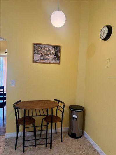 Image No.8-2 Bed House for sale