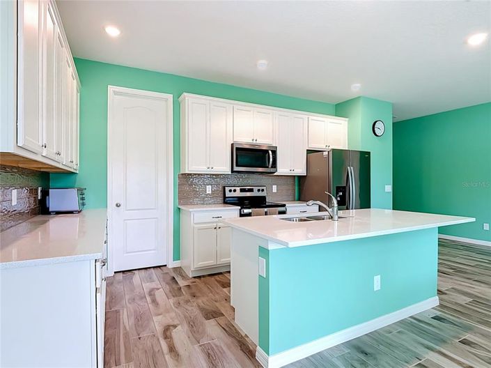 Image No.24-3 Bed House for sale