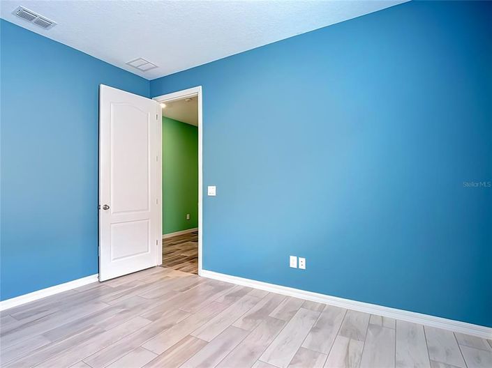 Image No.37-3 Bed House for sale