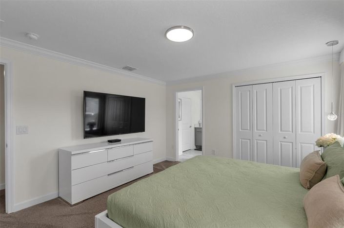 Image No.28-4 Bed Townhouse for sale