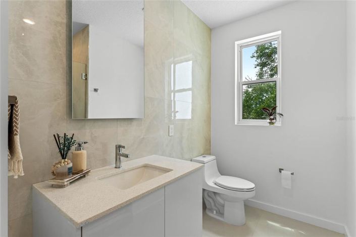 Image No.17-4 Bed House for sale