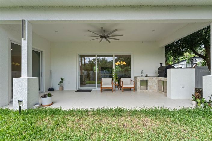 Image No.26-4 Bed House for sale
