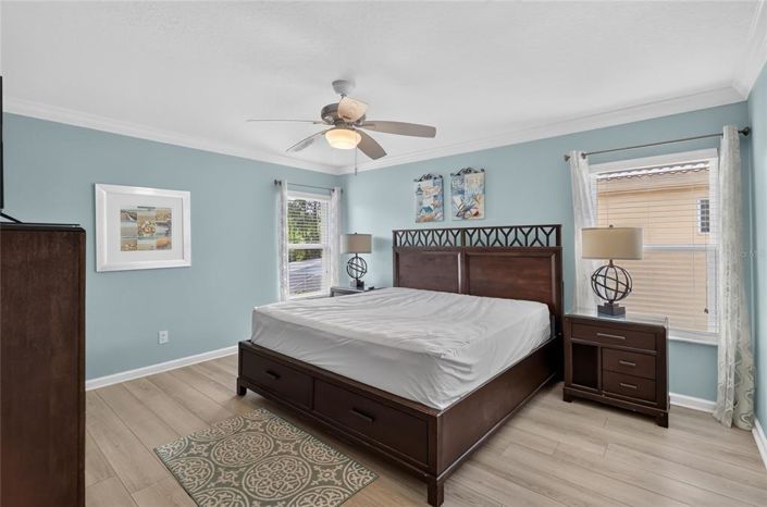 Image No.22-6 Bed House for sale