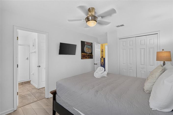 Image No.26-6 Bed House for sale