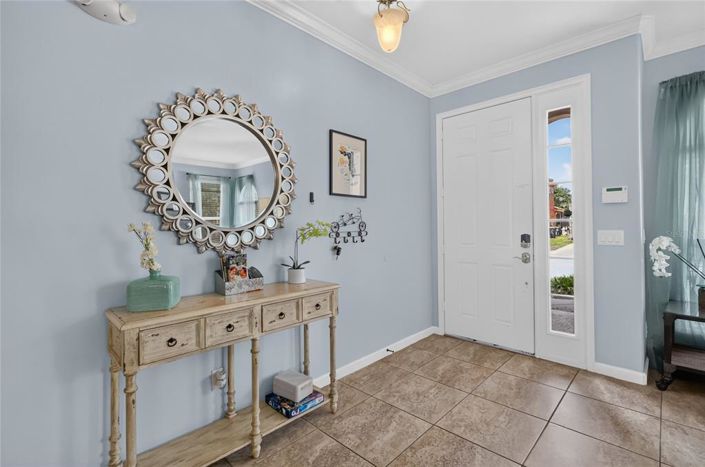 Image No.3-6 Bed House for sale