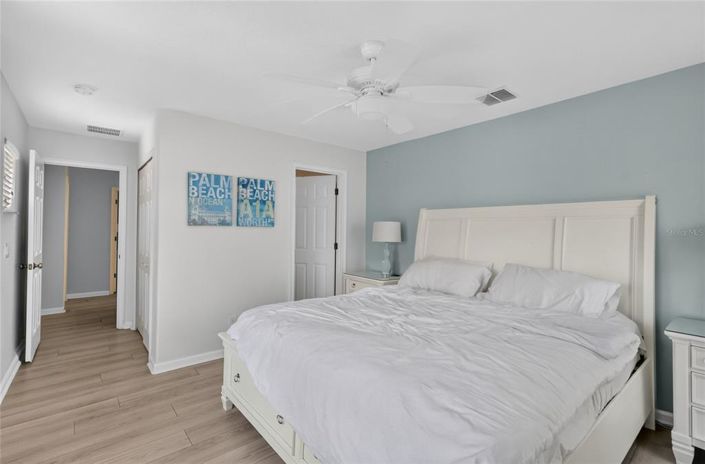 Image No.34-6 Bed House for sale