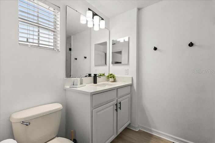 Image No.33-5 Bed Townhouse for sale