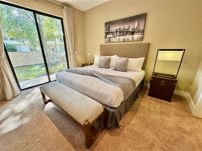 Image No.26-4 Bed Townhouse for sale