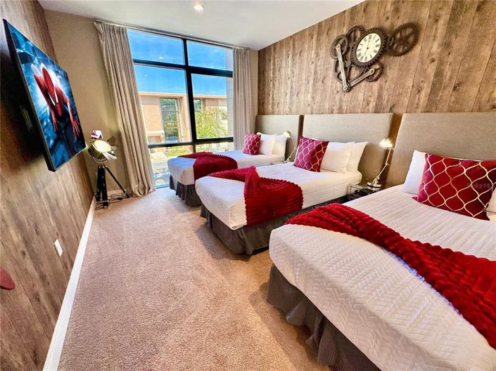 Image No.32-4 Bed Townhouse for sale