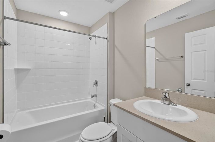 Image No.14-3 Bed House for sale