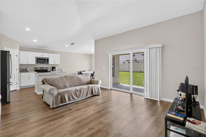 Image No.16-3 Bed House for sale