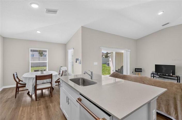 Image No.26-3 Bed House for sale