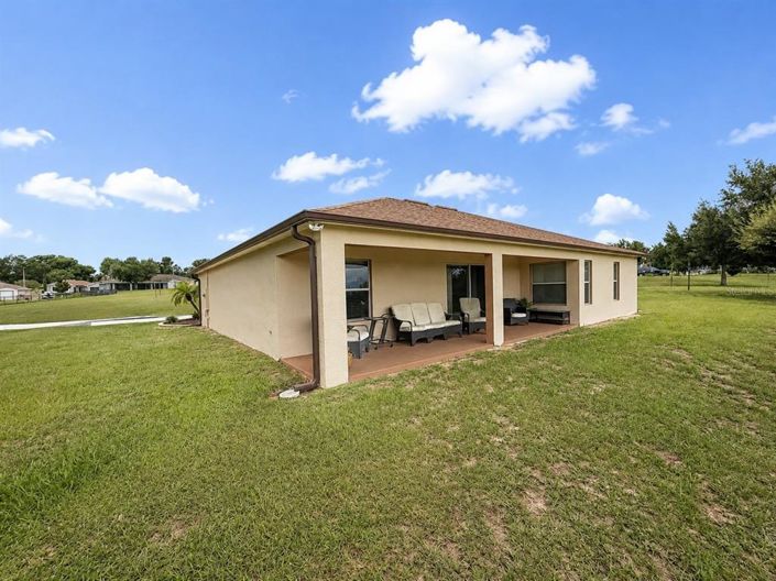 Image No.18-3 Bed House for sale