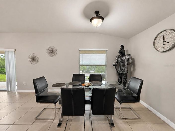 Image No.23-3 Bed House for sale