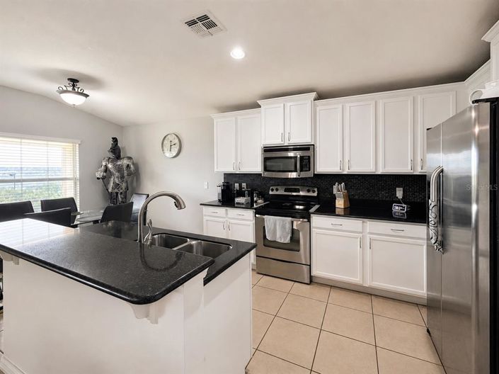 Image No.27-3 Bed House for sale