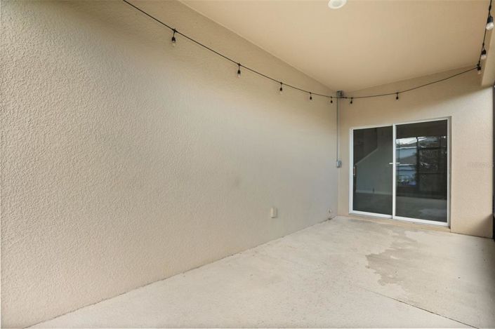 Image No.32-5 Bed House for sale