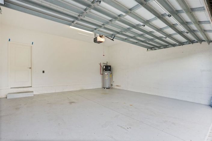 Image No.35-5 Bed House for sale