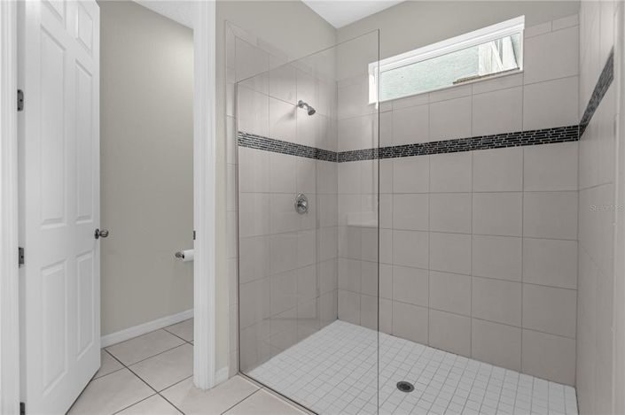 Image No.22-7 Bed House for sale