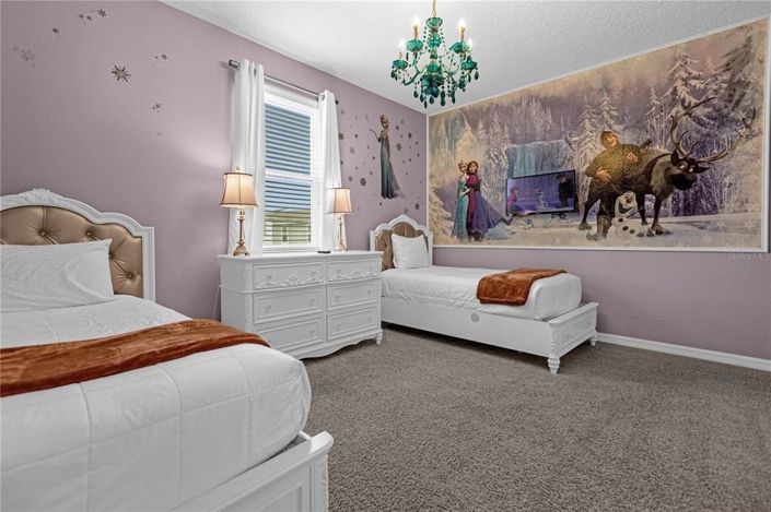 Image No.24-7 Bed House for sale