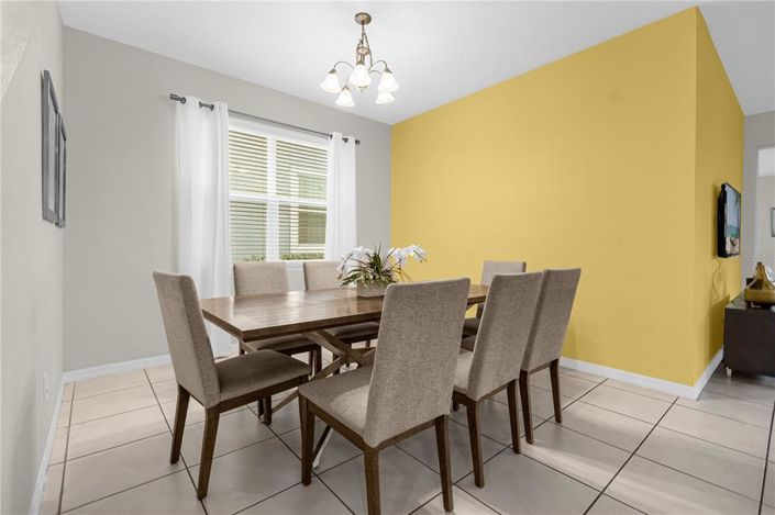Image No.4-7 Bed House for sale
