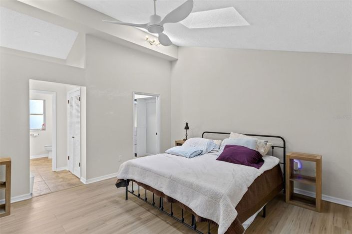 Image No.11-4 Bed House for sale