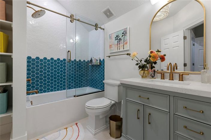 Image No.55-6 Bed House for sale