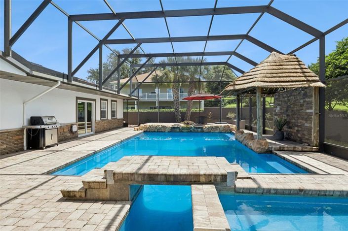 Image No.55-5 Bed House for sale