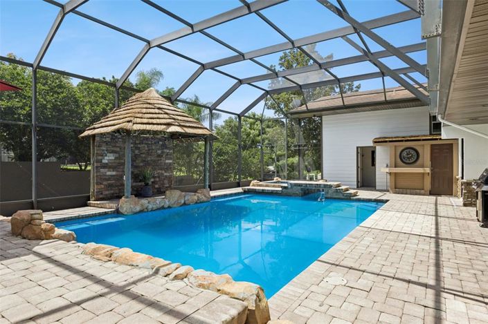 Image No.56-5 Bed House for sale