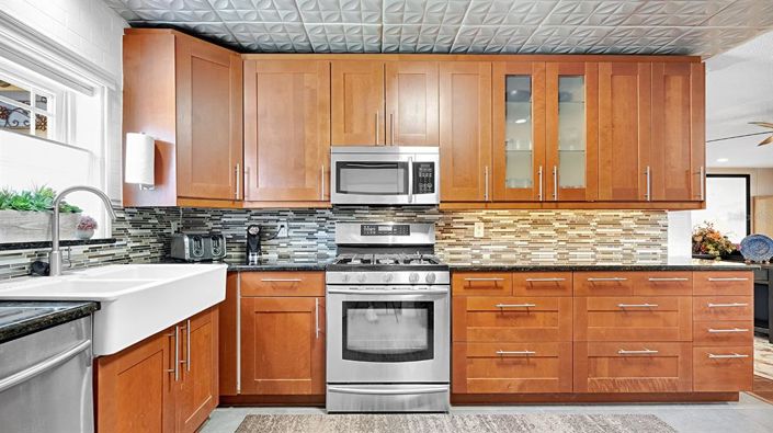 Image No.6-2 Bed House for sale