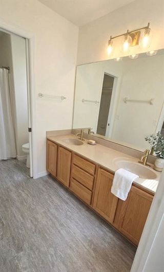 Image No.2-5 Bed House for sale